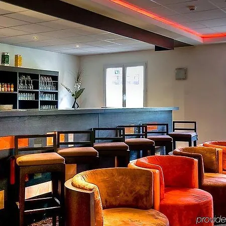 Ibis Styles Maur Créteil Hotel 3*
