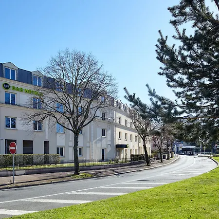 Hotel Saint-maur Creteil 3*